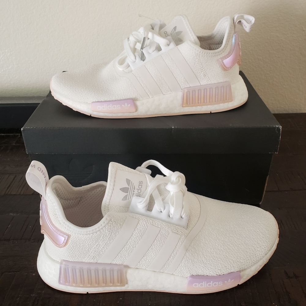 COPY - White Adidas NMD R1